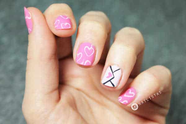 Manicura de corazones para San Valentín paso a paso