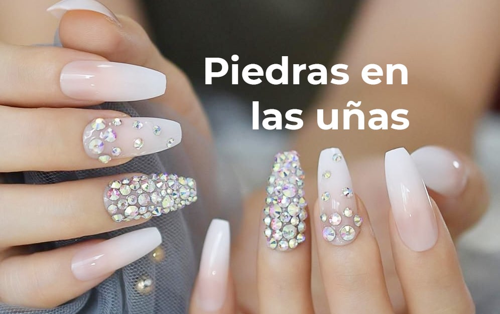 Comment coller des pierres et cristaux sur les ongles | 4 Astuces