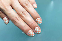 Diseño de uñas fácil y bonito en 5 pasos