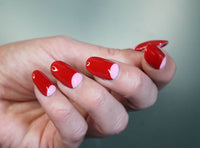 uñas de media luna manicura francesa invertida