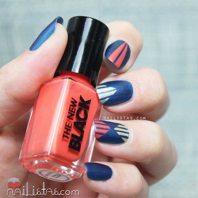 Uñas decoradas con cinta para nail art