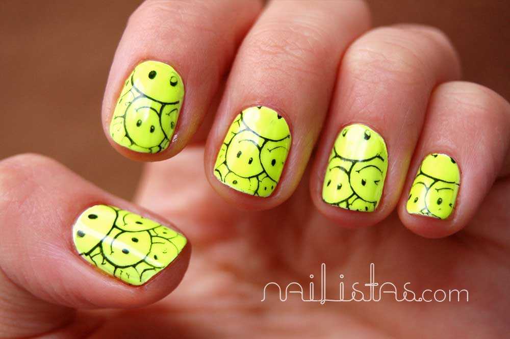 Uñas decoradas con smileys // Reto >>> 80's //